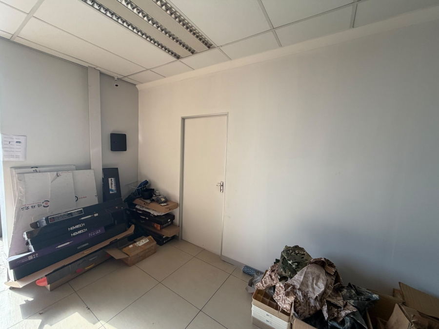 To Let Commercial Property for Rent in Stikland Industrial Western Cape
